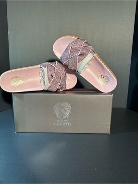 NIB Woman's 5 1/2 Vince Camuto Kevind Water Lily Slide Sandels Woven Rhinestones
